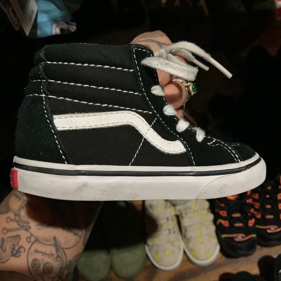 Vans - Picture 5 of 5